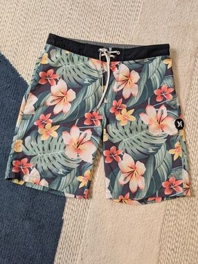 Hurley Phantom Cabana Board Shorts Tropical Floral Print 30